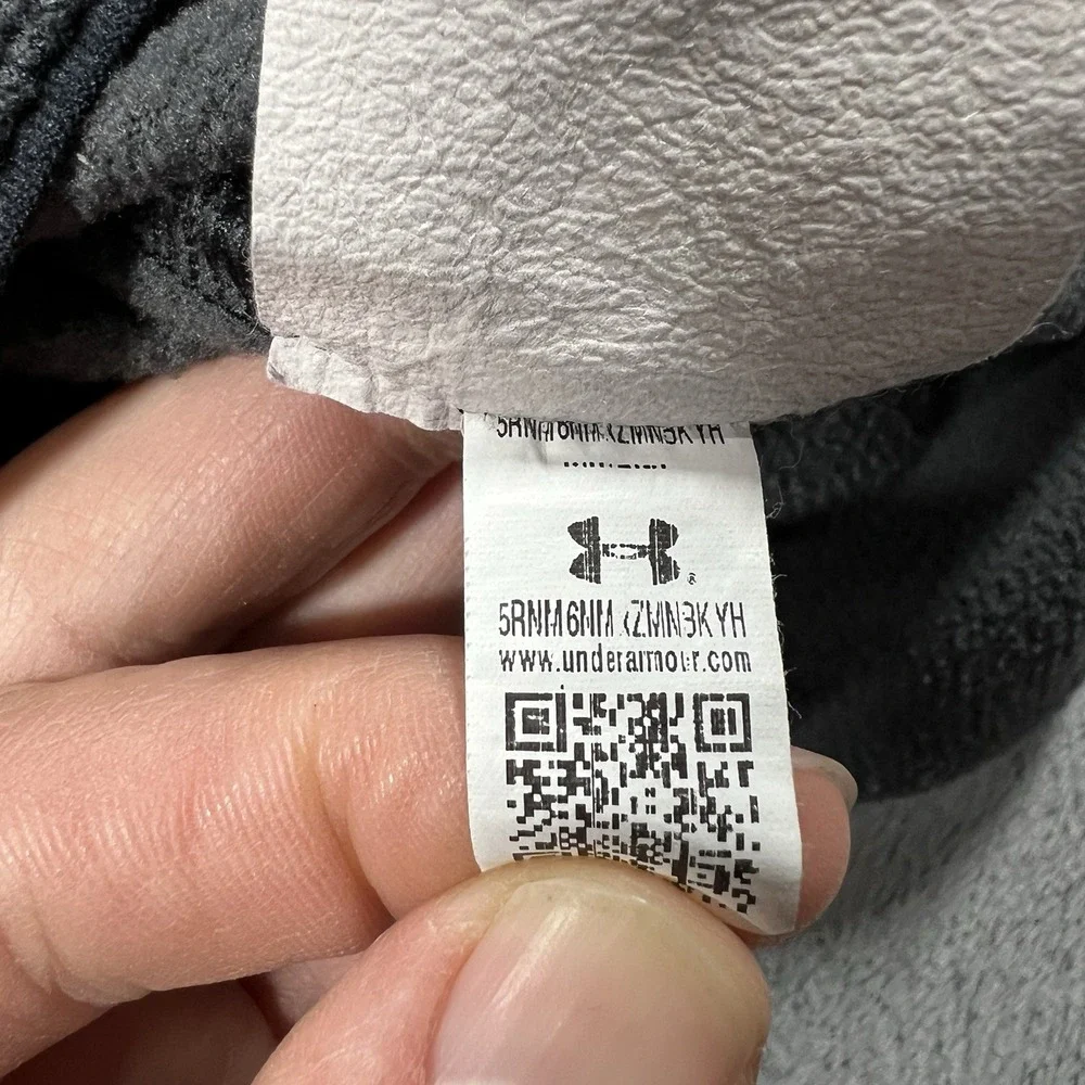 Under Armour Shirt Mens S Gray Specialist Henley 1/4 Button Zip Pocket Cold Gear